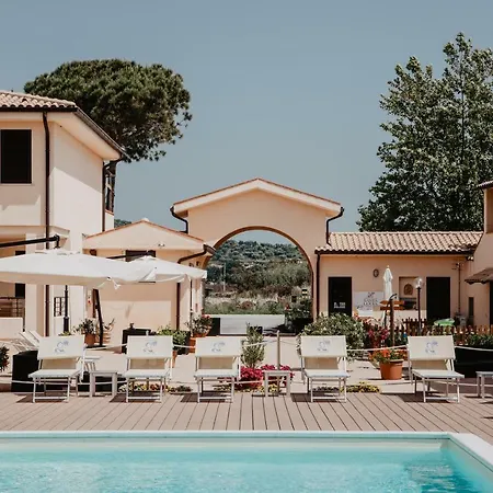 Il Poderino Aparthotel 3*